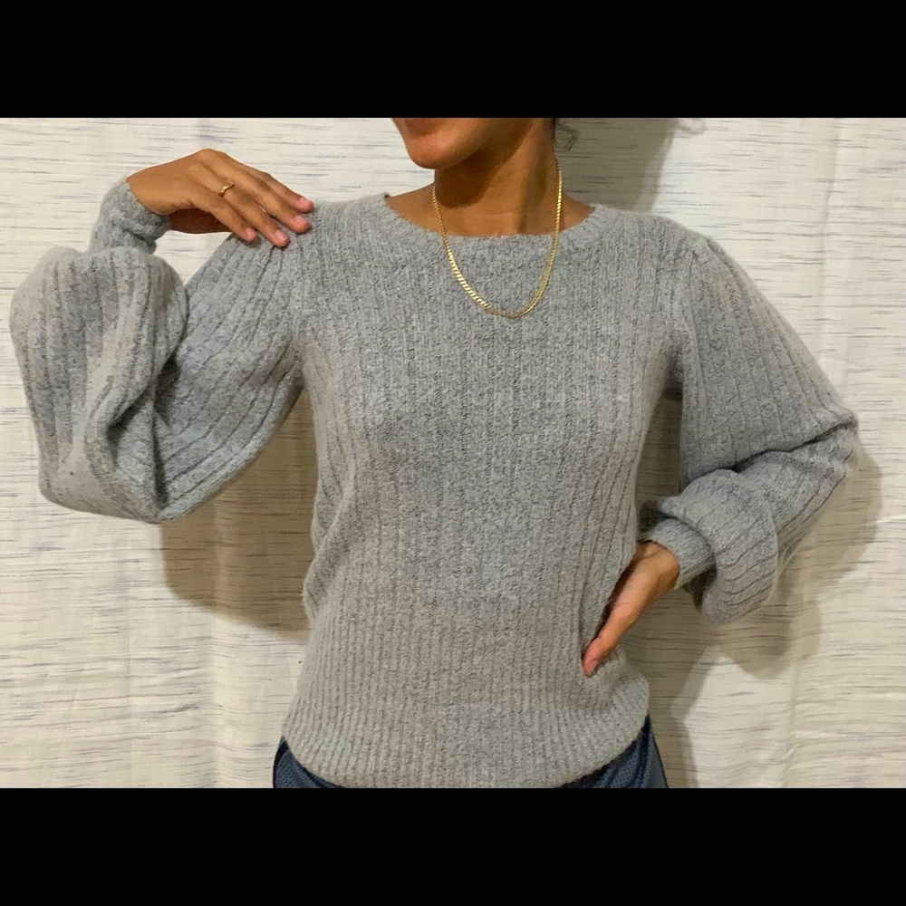 XS Women’s Sweater